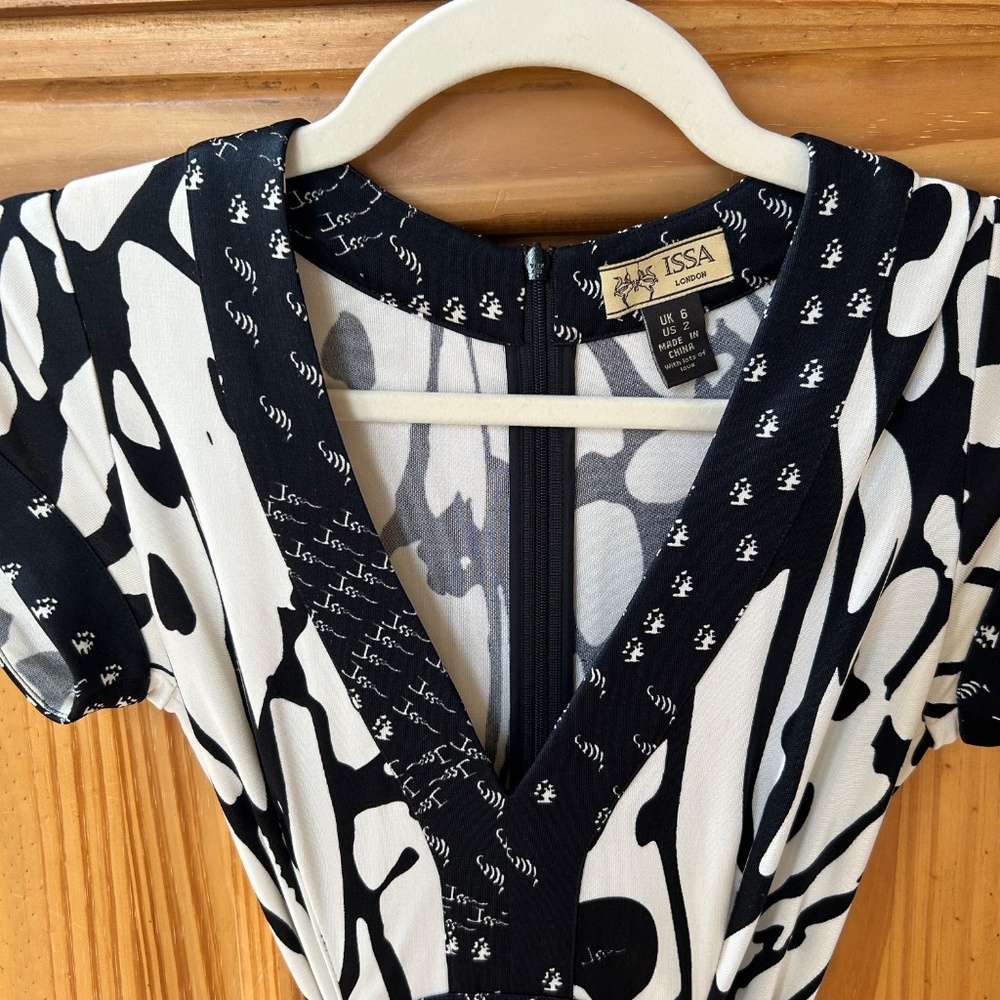 ISSA London Dress 100% Silk Black and White Tie V Neck Zip Up Midi Sz 2 - Picture 3 of 9
